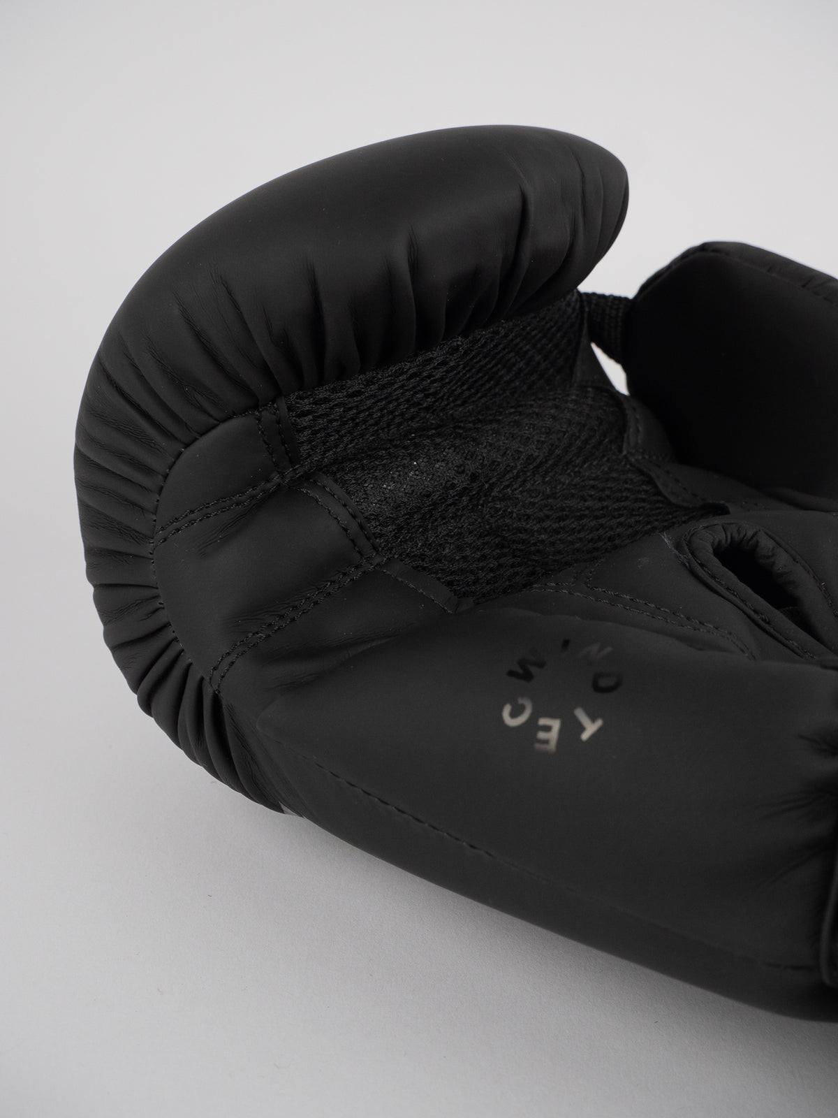 BLACK LIGHT COMPETITION BOXING GLOVES