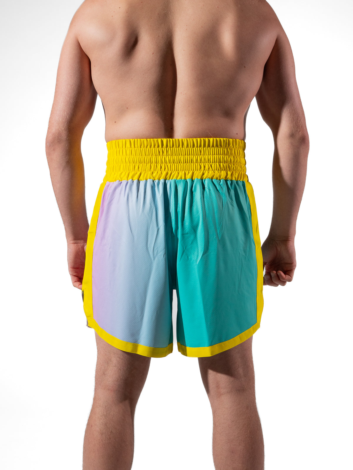 BOXING SHORT ONE POST CUTTING TREATS
