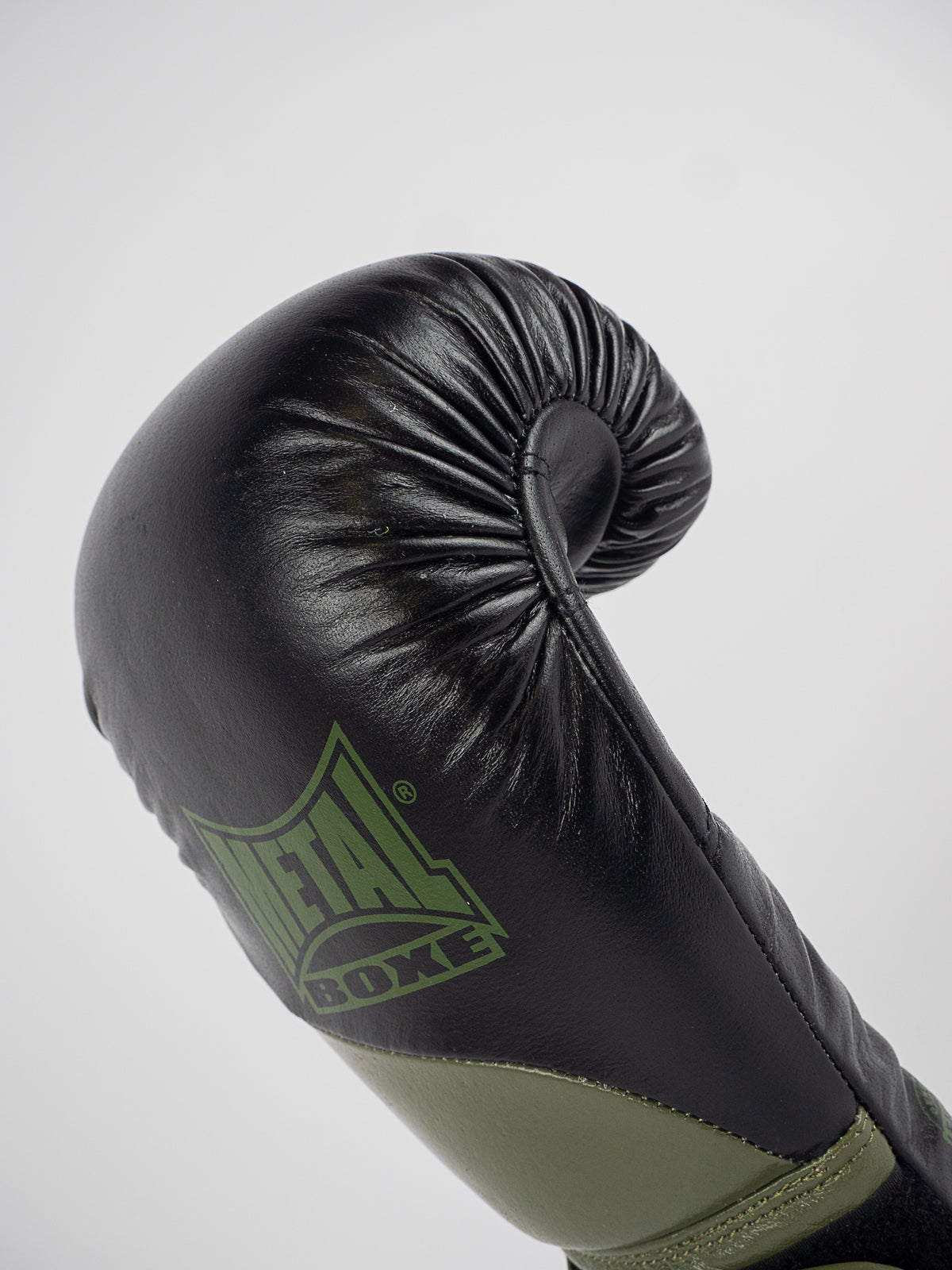 GANTS DE BOXE CUIR OMEGA NOIR KAKI