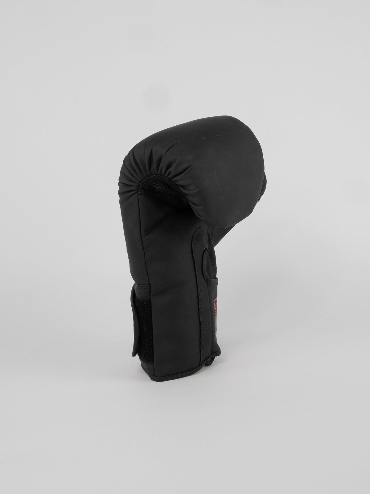 STARTER BLACK RED BOXING GLOVES